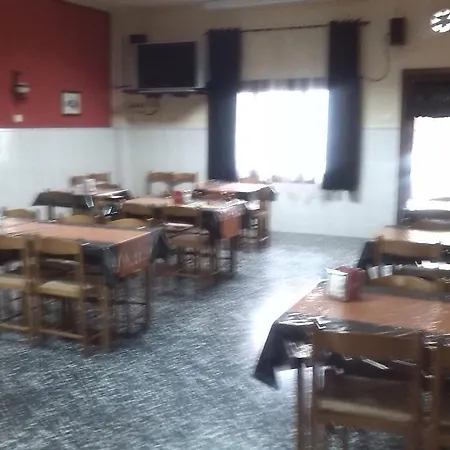 Pension Vinaros بيت ضيافة *